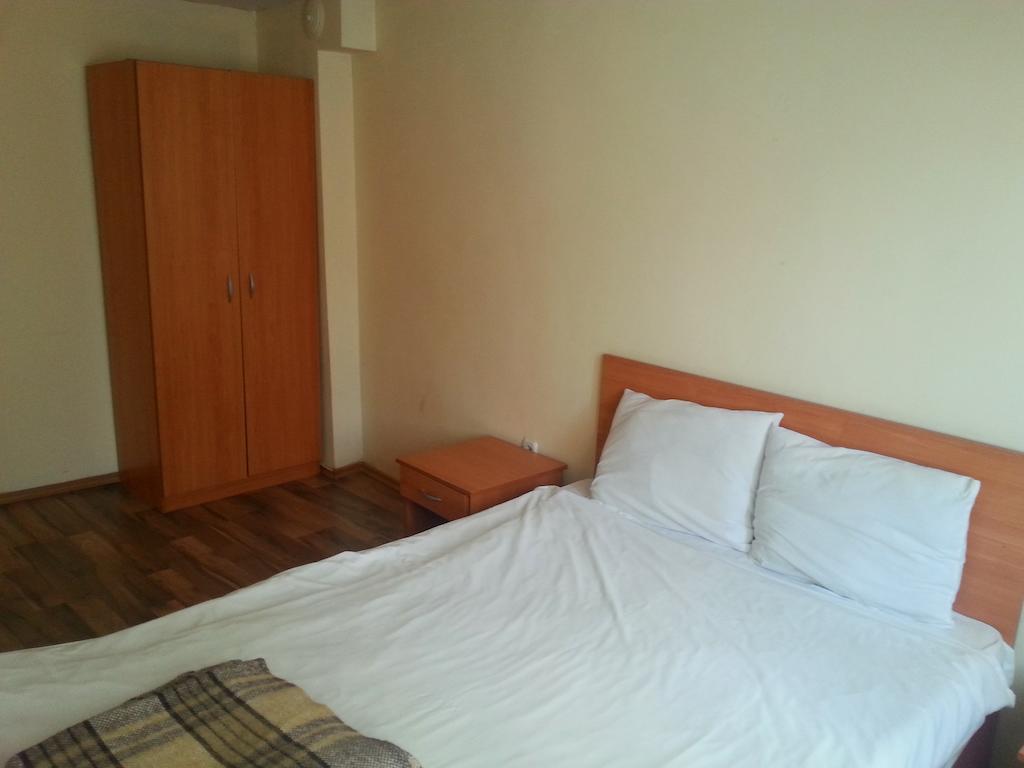 Hostel Center Plowdiw Zimmer foto